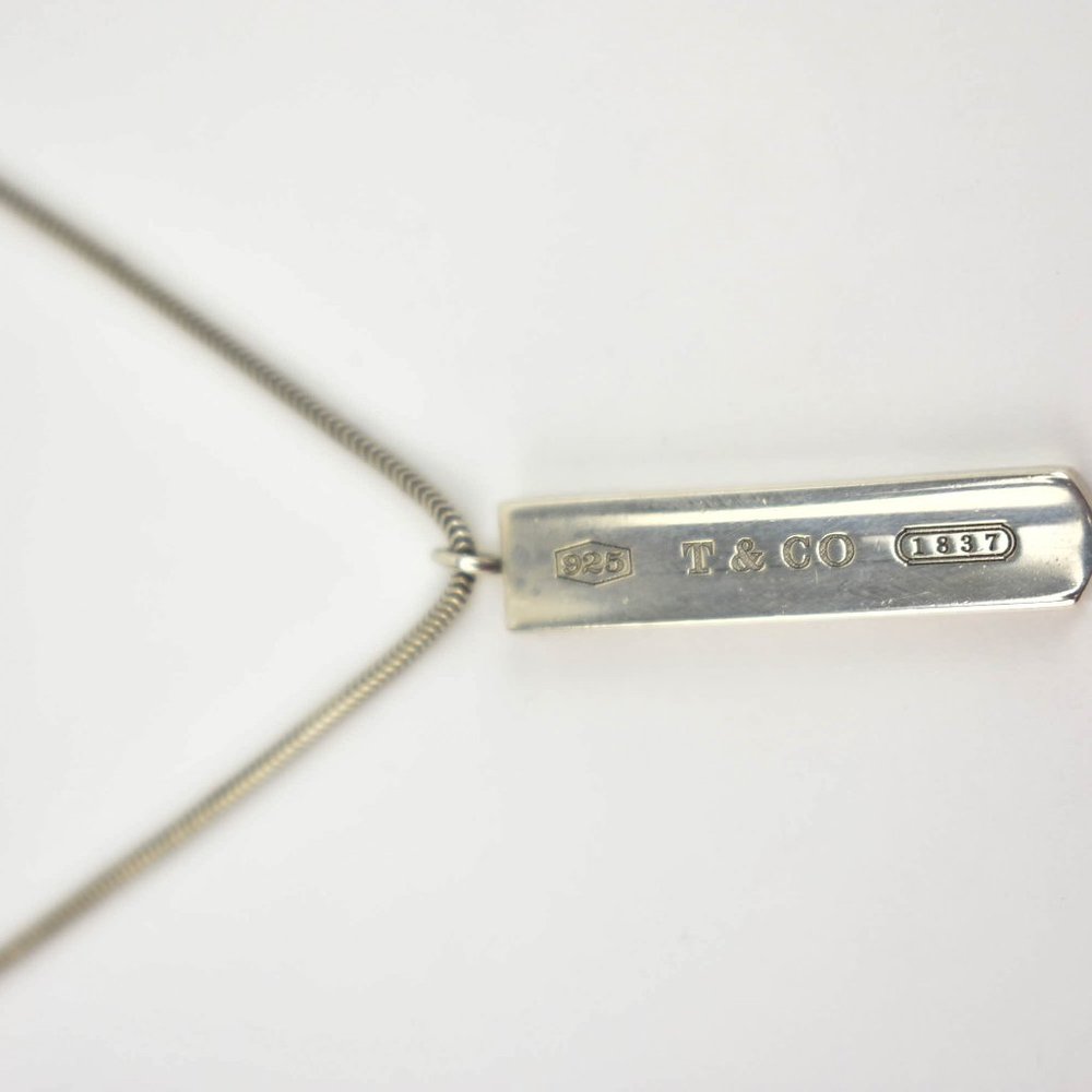 TIFFANY & CO: Sterling Silver "Tiffany 1837 Bar" Necklace 1499 - Picture 4 of 6
